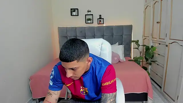 Alex cute77 online show from 01.13.25