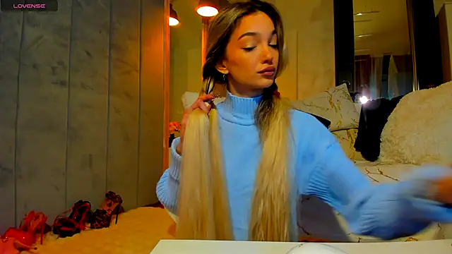 Sassy Teen online show from 11.29.25