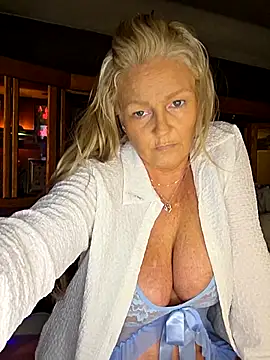 Southern Bella online show from 11.10.25