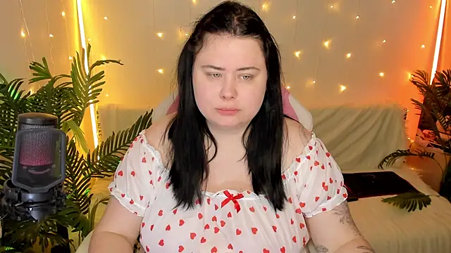 Akemi BBW online show from 12.30.24