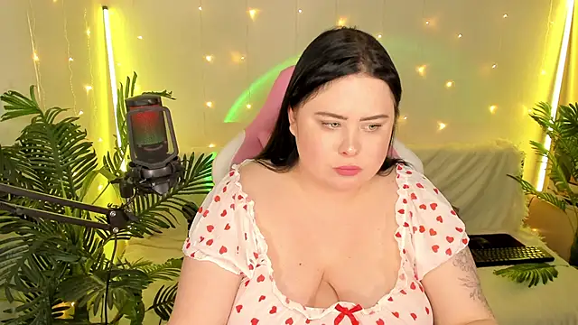 Akemi BBW online show from 01.01.25