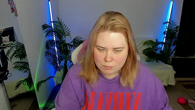 Akemi BBW online show from 02.19.25