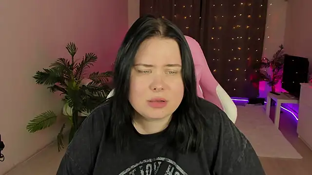 Akemi BBW online show from 10.07.25