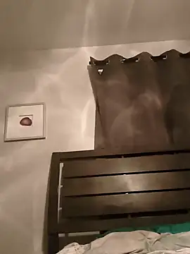 icyMike43 online show from 02.17.26