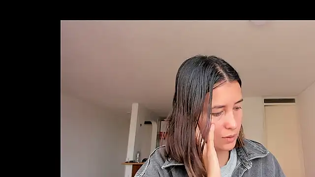 Snapshot of zoe_jeane_beker chatting on 02.09.25 zoe jeane beker online show from 02.09.25