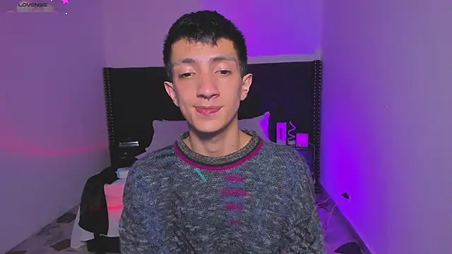 DereckCooperr online show from 01.05.25