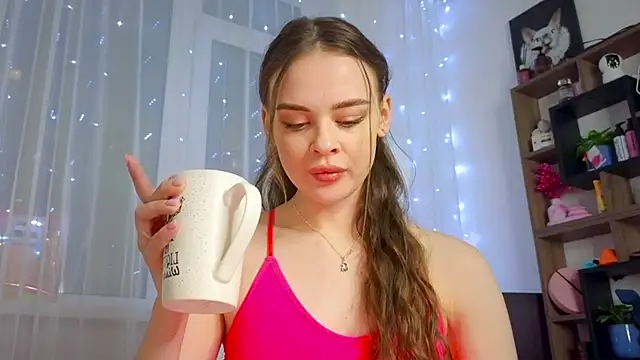 Snapshot of KristenSayles chatting on 02.28.25 KristenSayles online show from 02.28.25