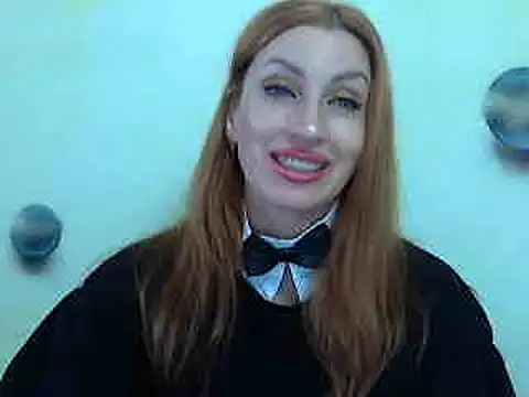Snapshot of Jillian_Pattie chatting on 12.30.24 Jillian Pattie online show from 12.30.24