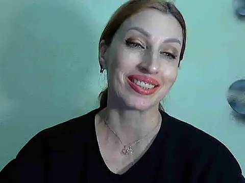 Snapshot of Jillian_Pattie chatting on 02.01.25 Jillian Pattie online show from 02.01.25