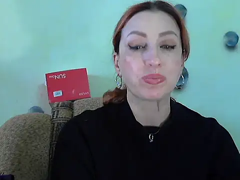 Snapshot of Jillian_Pattie chatting on 09.30.25 Jillian Pattie online show from 09.30.25