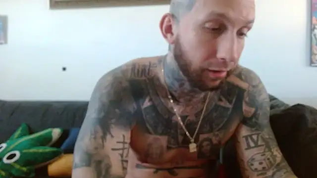 Snapshot of bobbybacala91 chatting on 03.14.25 bobbybacala91 online show from 03.14.25