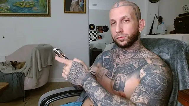 Snapshot of bobbybacala91 chatting on 09.12.25 bobbybacala91 online show from 09.12.25