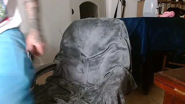 Snapshot of bobbybacala91 chatting on 09.27.25 bobbybacala91 online show from 09.27.25