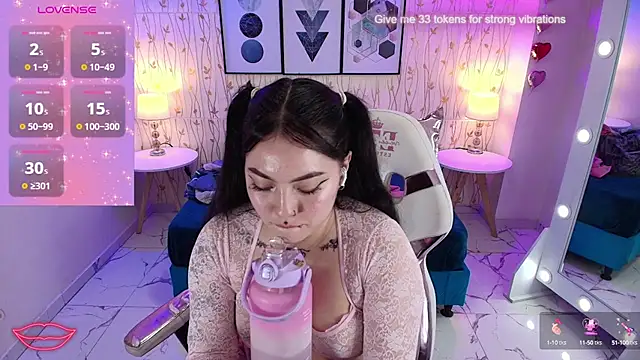 Snapshot of Isa_reel chatting on 01.18.25 Isa reel online show from 01.18.25