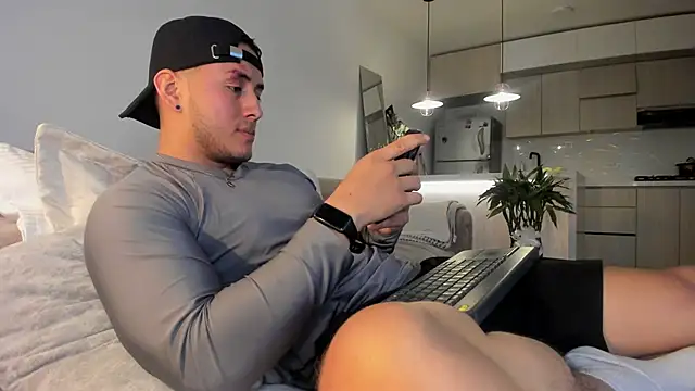 Snapshot of Chriskyle_ chatting on 02.19.25 Chriskyle  online show from 02.19.25