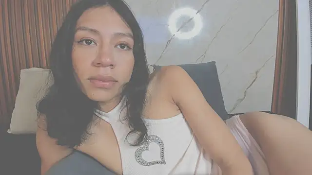 AdammClark1 online show from 02.05.25