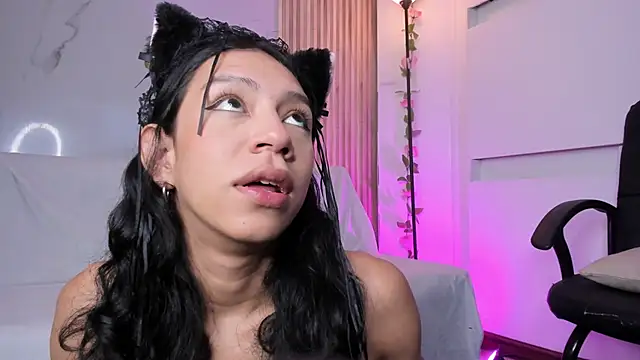 AdammClark1 online show from 02.13.25