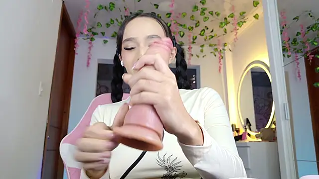 issagarcia online show from 02.06.26