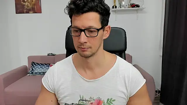 BrutusK08 online show from 01.14.25