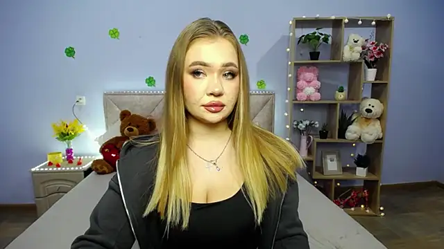 StacyYellig online show from 03.16.25