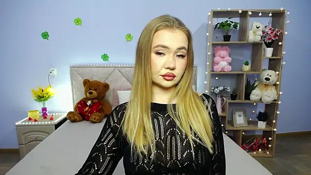 StacyYellig online show from 03.18.25