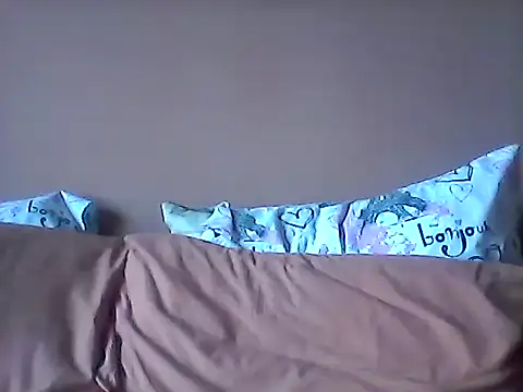 Snapshot of GRATEFUL16 chatting on 02.21.26 GRATEFUL16 online show from 02.21.26