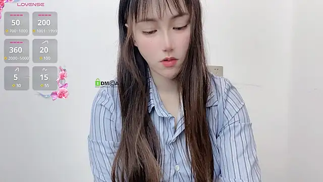 Snapshot of LIsha--170 chatting on 02.19.25 LIsha--170 online show from 02.19.25