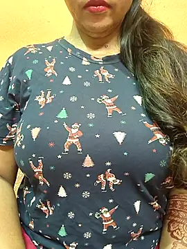 CUTE SOPHIA- online show from 04.10.26