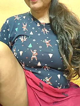 Snapshot of CUTE_SOPHIA- chatting on 04.30.26 CUTE SOPHIA- online show from 04.30.26