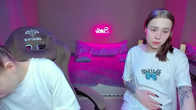 HelloRoxy online show from 01.30.25