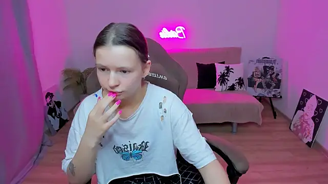 HelloRoxy online show from 09.28.25