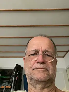 artXhibitor online show from 04.12.26