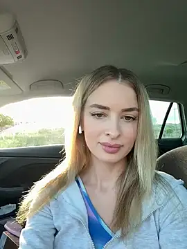 EvieEvans online show from 03.09.25