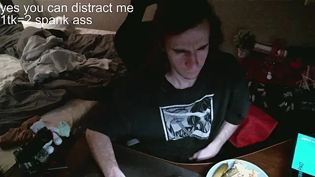 izilizi 23 online show from 12.10.24