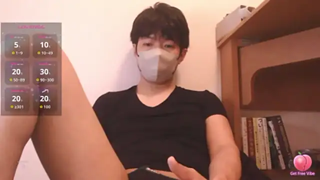 Snapshot of Kaidengi chatting on 05.03.26 Kaidengi online show from 05.03.26