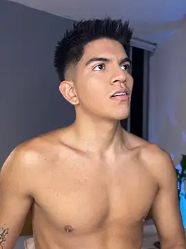 santiago 01 online show from 12.19.25