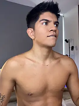 santiago 01 online show from 03.29.26