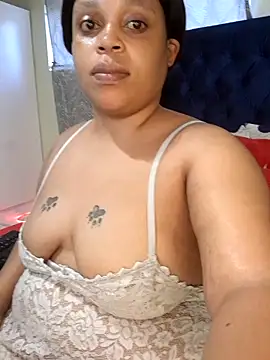 THESHORTQUEEN online show from 01.15.26