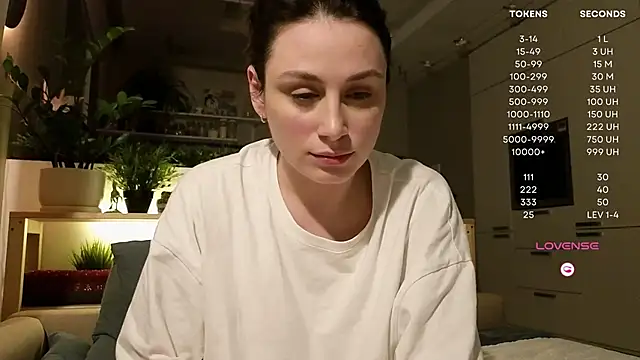 moon deity  online show from 01.10.25