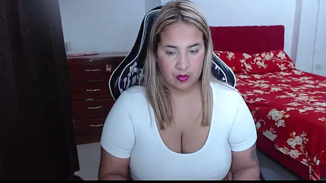 KathyHardcore69 online show from 11.23.25