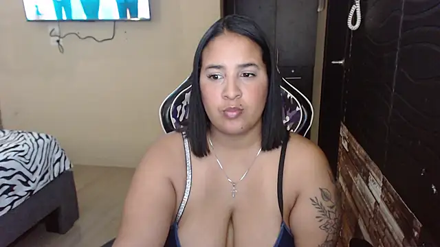 Snapshot of KathyHardcore69 chatting on 05.11.26 KathyHardcore69 online show from 05.11.26