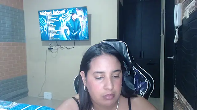 Snapshot of KathyHardcore69 chatting on 06.07.26 KathyHardcore69 online show from 06.07.26