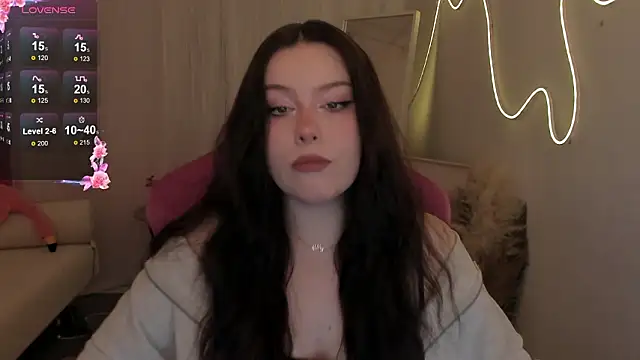 CoralineKeyns online show from 03.14.26