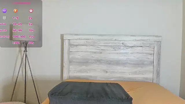 Snapshot of Carmen_Cream chatting on 07.16.26 Carmen Cream online show from 07.16.26