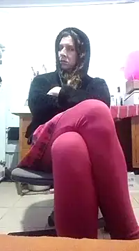 Snapshot of Cameron_puppy chatting on 03.04.25 Cameron puppy online show from 03.04.25