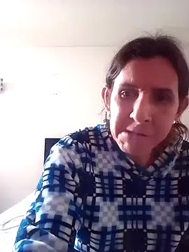 Snapshot of Cameron_puppy chatting on 10.14.25 Cameron puppy online show from 10.14.25