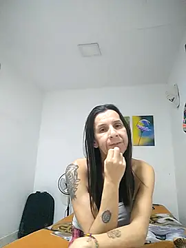 Snapshot of Cameron_puppy chatting on 07.11.26 Cameron puppy online show from 07.11.26