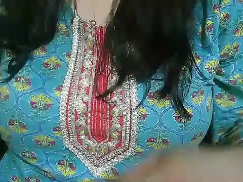 Snapshot of rehana_housewife chatting on 07.14.26 rehana housewife online show from 07.14.26