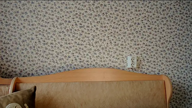 Snapshot of Tinadream20 chatting on 02.14.25 Tinadream20 online show from 02.14.25