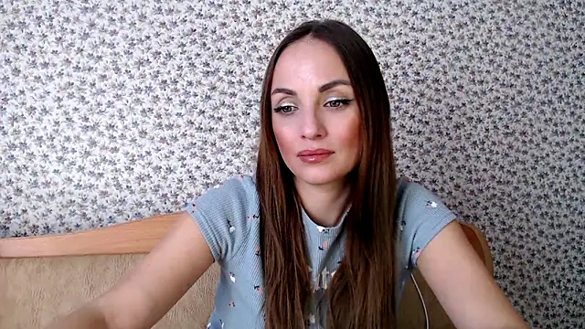 Snapshot of Tinadream20 chatting on 09.14.25 Tinadream20 online show from 09.14.25